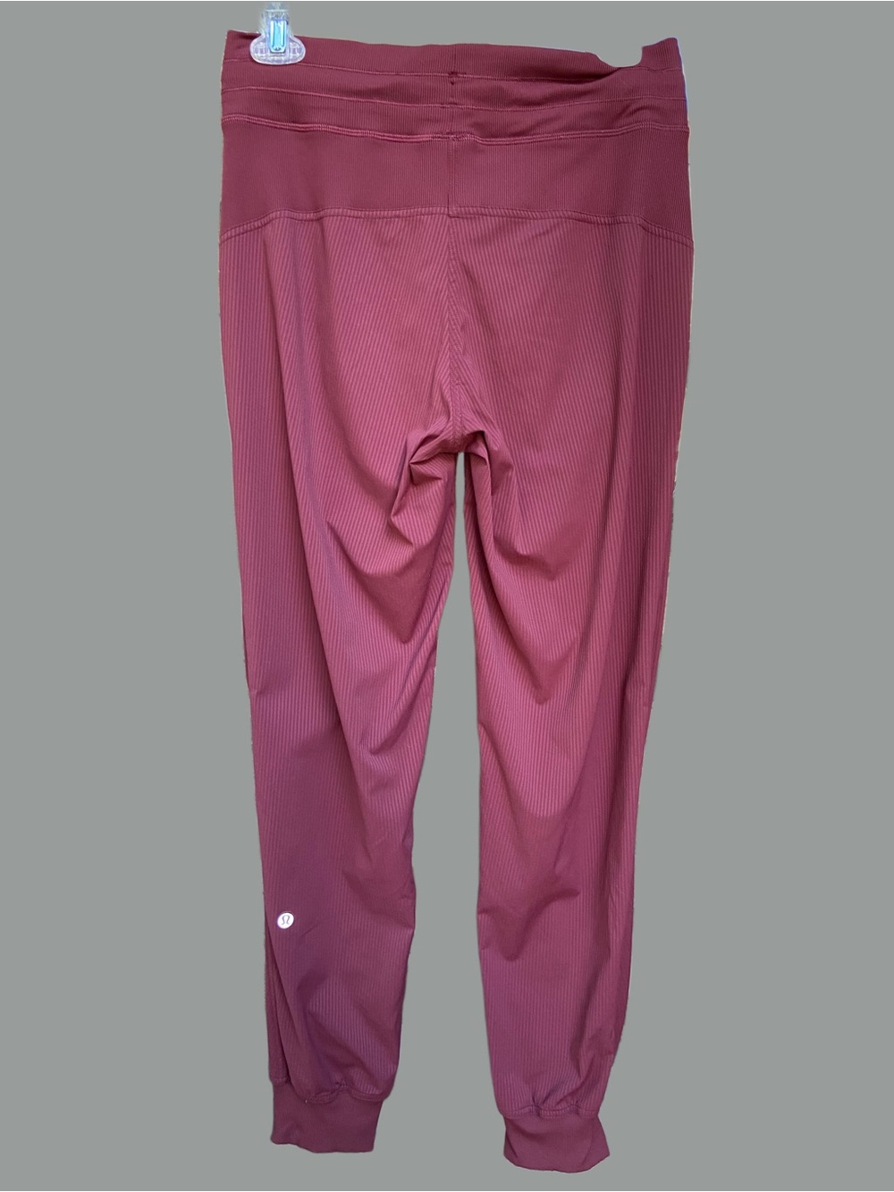 Lululemon Dance Studio Mid-Rise Jogger Pants - Size 6
28" Length in Red Merlot - Picture 11 of 12